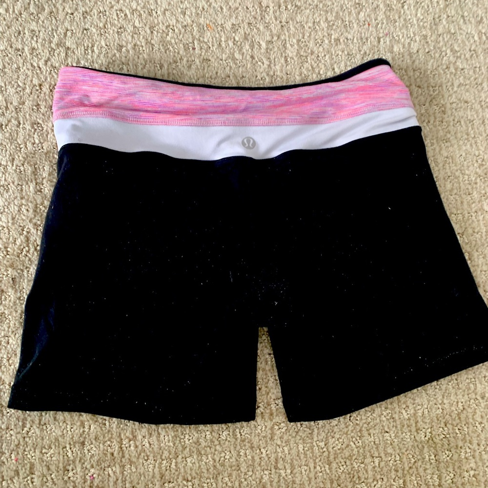 Lululemon reversible bike short